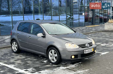 Хетчбек Volkswagen Golf 2008 в Вінниці