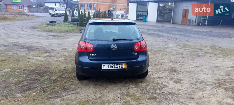 Хетчбек Volkswagen Golf 2005 в Камені-Каширському