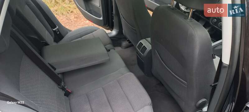 Универсал Volkswagen Golf 2007 в Костополе