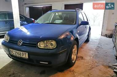 Универсал Volkswagen Golf 2001 в 
