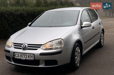 Хетчбек Volkswagen Golf 2005 в Умані