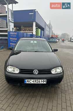 Хетчбек Volkswagen Golf 2000 в Ковелі