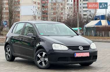 Хетчбек Volkswagen Golf 2005 в Черкасах