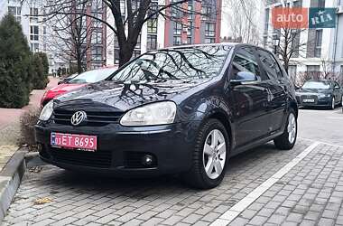 Хетчбек Volkswagen Golf 2008 в Києві