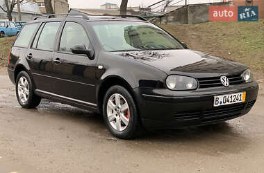 Універсал Volkswagen Golf 2003 в Житомирі