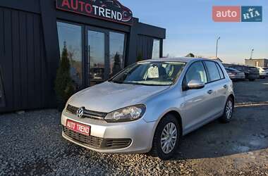 Хетчбек Volkswagen Golf 2010 в Львові