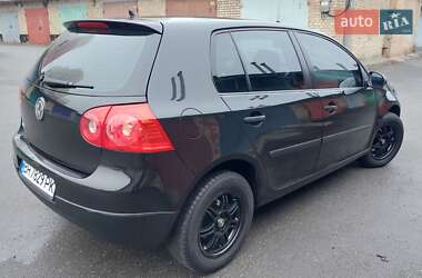 Хэтчбек Volkswagen Golf 2008 в Киеве