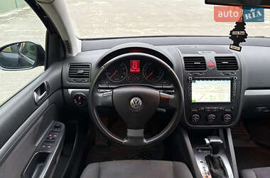 Хетчбек Volkswagen Golf 2007 в Мукачевому