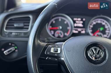 Універсал Volkswagen Golf 2017 в Стрию