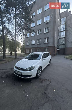 Универсал Volkswagen Golf 2010 в Кривом Роге