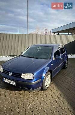 Хетчбек Volkswagen Golf 1999 в Береговому