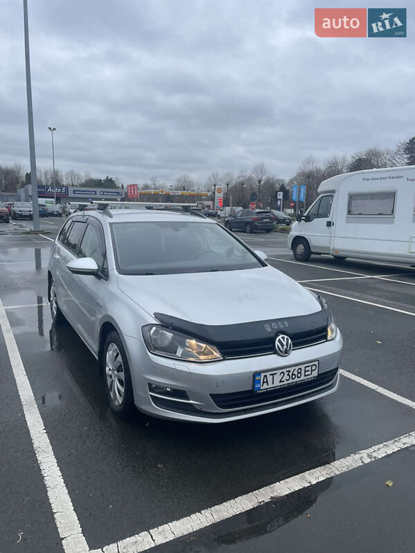 Универсал Volkswagen Golf 2015 в Ивано-Франковске