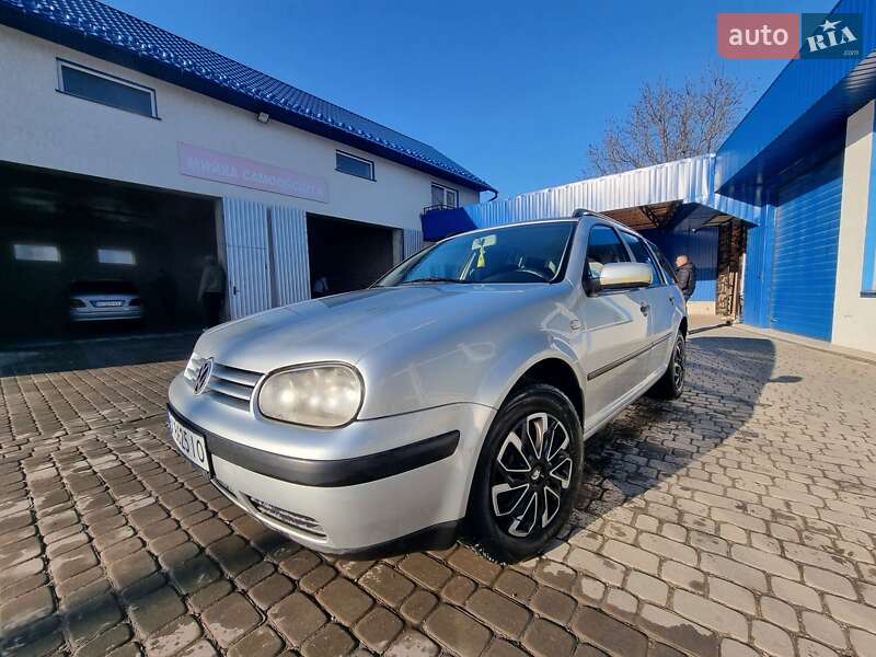 Універсал Volkswagen Golf 2002 в Кременці