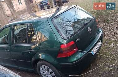 Хэтчбек Volkswagen Golf 2001 в Львове