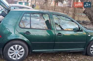 Хэтчбек Volkswagen Golf 2001 в Львове