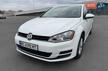 Хэтчбек Volkswagen Golf 2015 в Львове