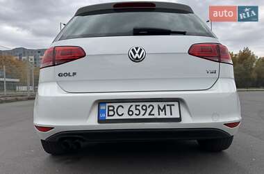 Хэтчбек Volkswagen Golf 2015 в Львове