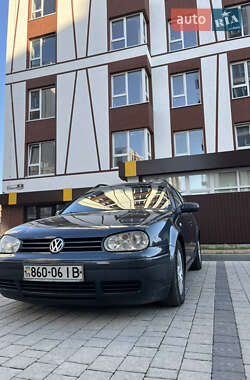 Универсал Volkswagen Golf 2003 в 
