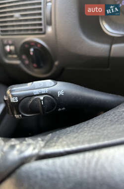 Универсал Volkswagen Golf 2003 в 