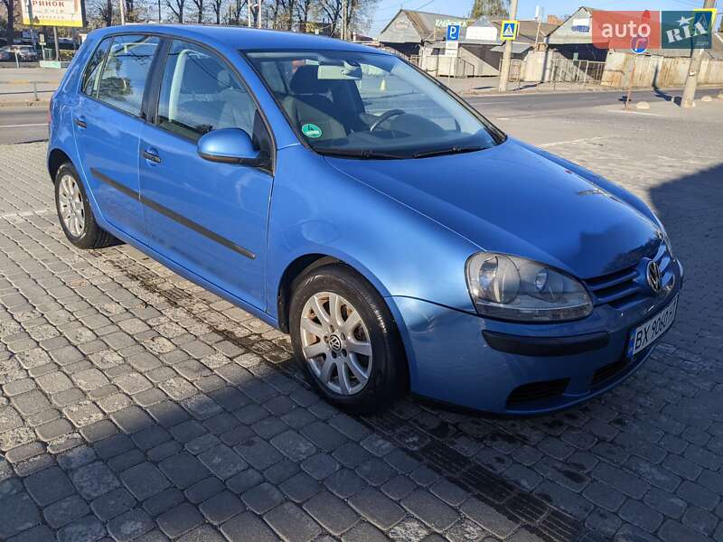 Хетчбек Volkswagen Golf 2003 в Хмельницькому