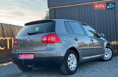 Хетчбек Volkswagen Golf 2008 в Дрогобичі