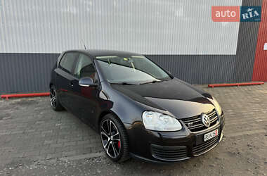 Хетчбек Volkswagen Golf 2007 в Луцьку