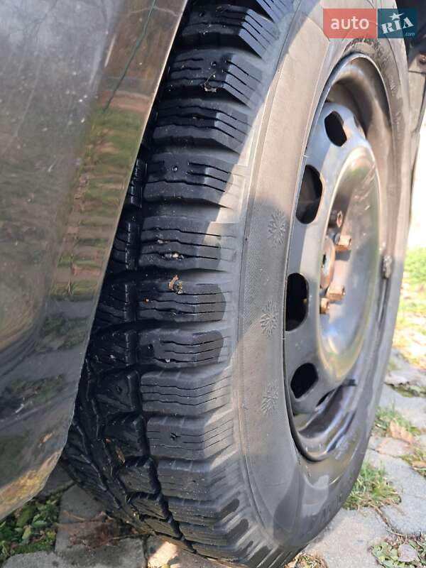 Універсал Volkswagen Golf 2000 в Коломиї