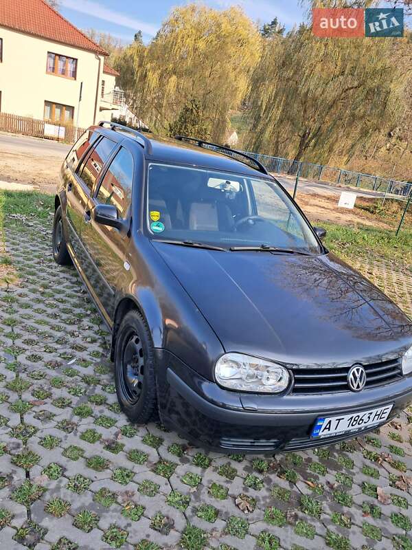 Універсал Volkswagen Golf 2000 в Коломиї