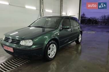 Хетчбек Volkswagen Golf 2000 в Калуші