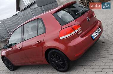 Хетчбек Volkswagen Golf 2009 в Мукачевому