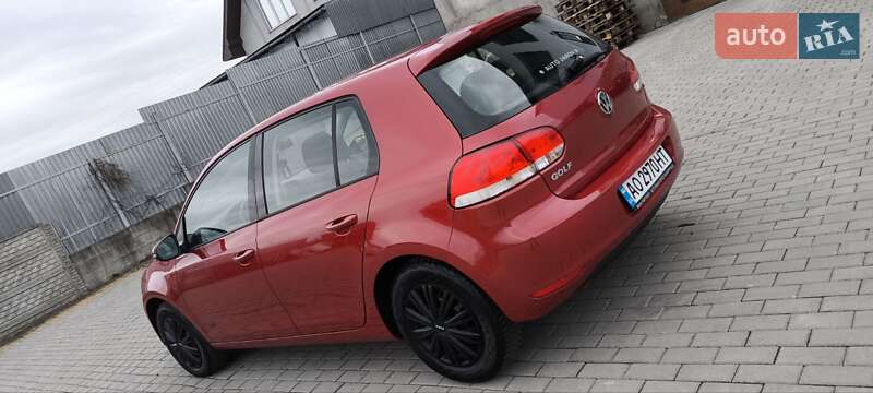 Хетчбек Volkswagen Golf 2009 в Мукачевому