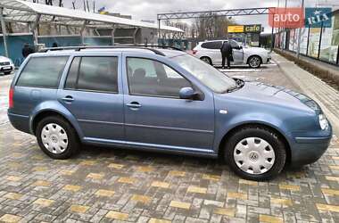 Универсал Volkswagen Golf 2003 в Виннице