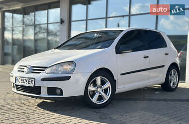 Хетчбек Volkswagen Golf 2006 в Мукачевому