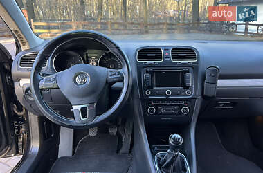 Універсал Volkswagen Golf 2013 в Вінниці