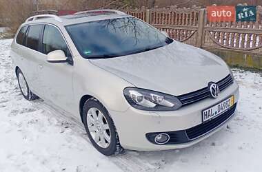 Універсал Volkswagen Golf 2012 в Сокалі