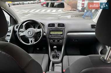 Хэтчбек Volkswagen Golf 2009 в Гадяче