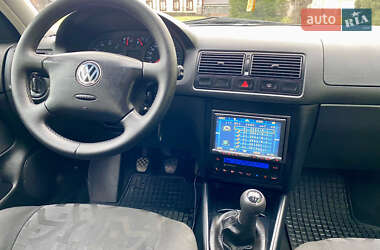 Хетчбек Volkswagen Golf 1999 в Тульчині