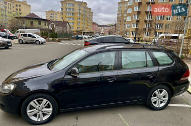 Універсал Volkswagen Golf 2011 в Києві