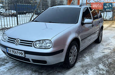 Універсал Volkswagen Golf 2000 в Харкові