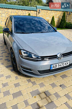 Хетчбек Volkswagen Golf 2014 в Вінниці