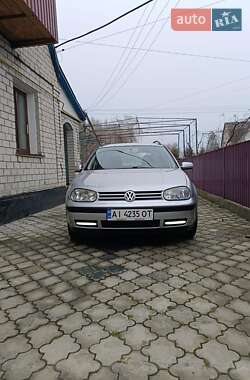 Універсал Volkswagen Golf 2000 в Ємільчиному