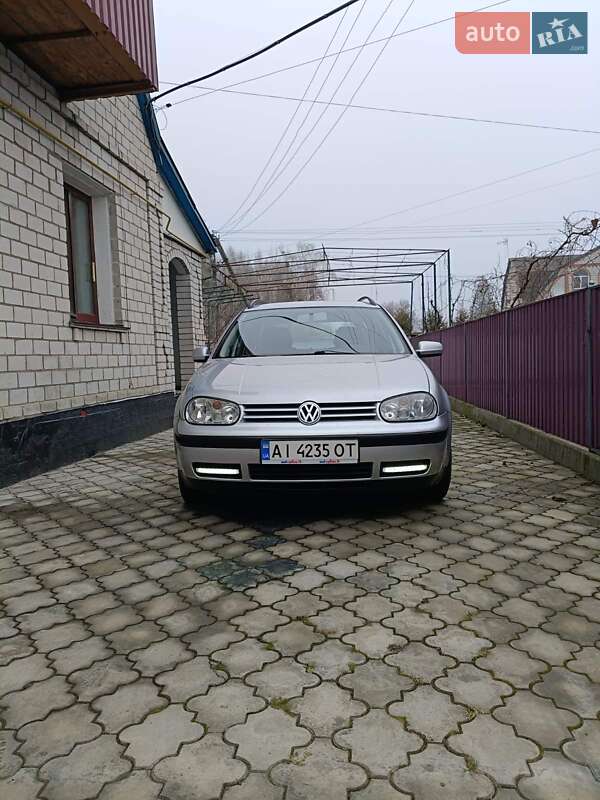 Універсал Volkswagen Golf 2000 в Ємільчиному