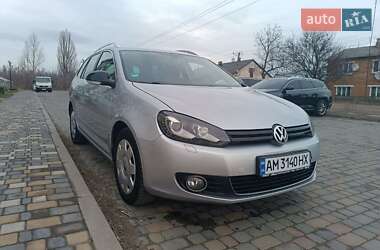 Універсал Volkswagen Golf 2012 в Житомирі