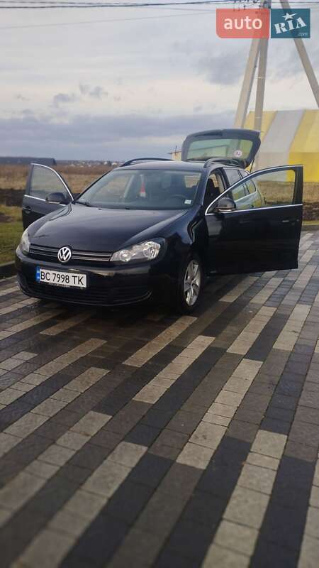 Універсал Volkswagen Golf 2009 в Львові