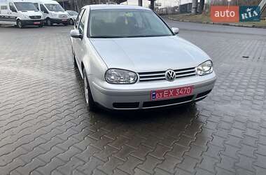 Хетчбек Volkswagen Golf 2003 в Луцьку