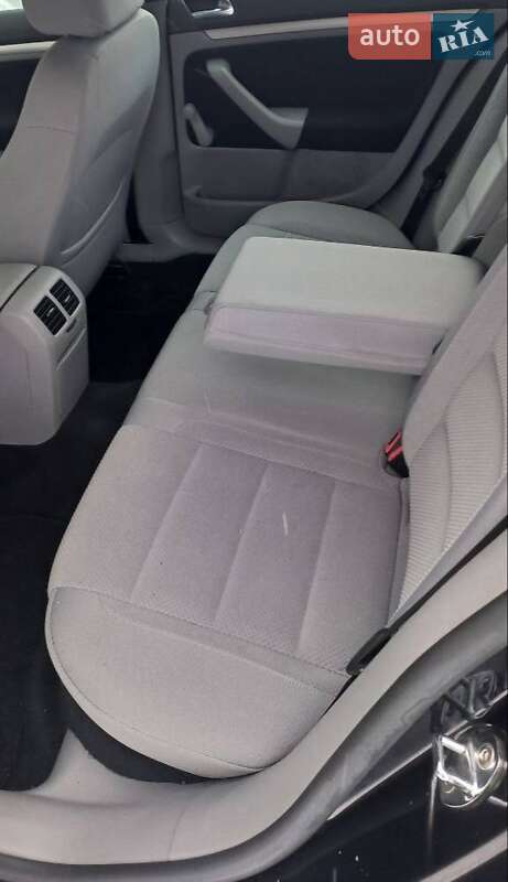 Хэтчбек Volkswagen Golf 2007 в Полтаве