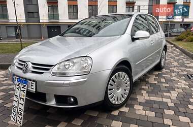 Хетчбек Volkswagen Golf 2006 в Івано-Франківську