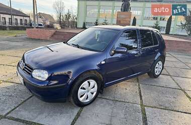 Хетчбек Volkswagen Golf 2002 в Вінниці