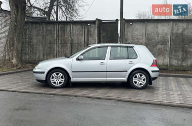 Хетчбек Volkswagen Golf 2001 в Лубнах