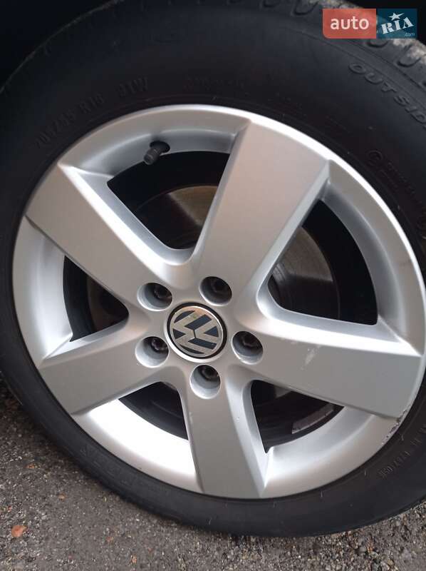 Універсал Volkswagen Golf 2010 в Вінниці